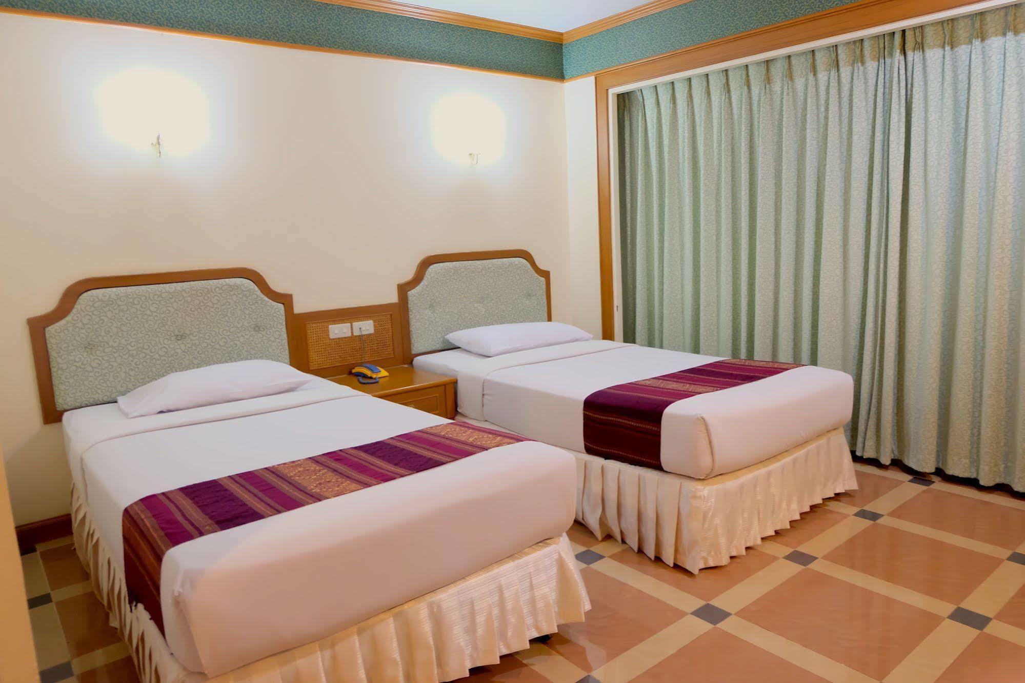 Vieng Thong Hotel Krabi town Extérieur photo
