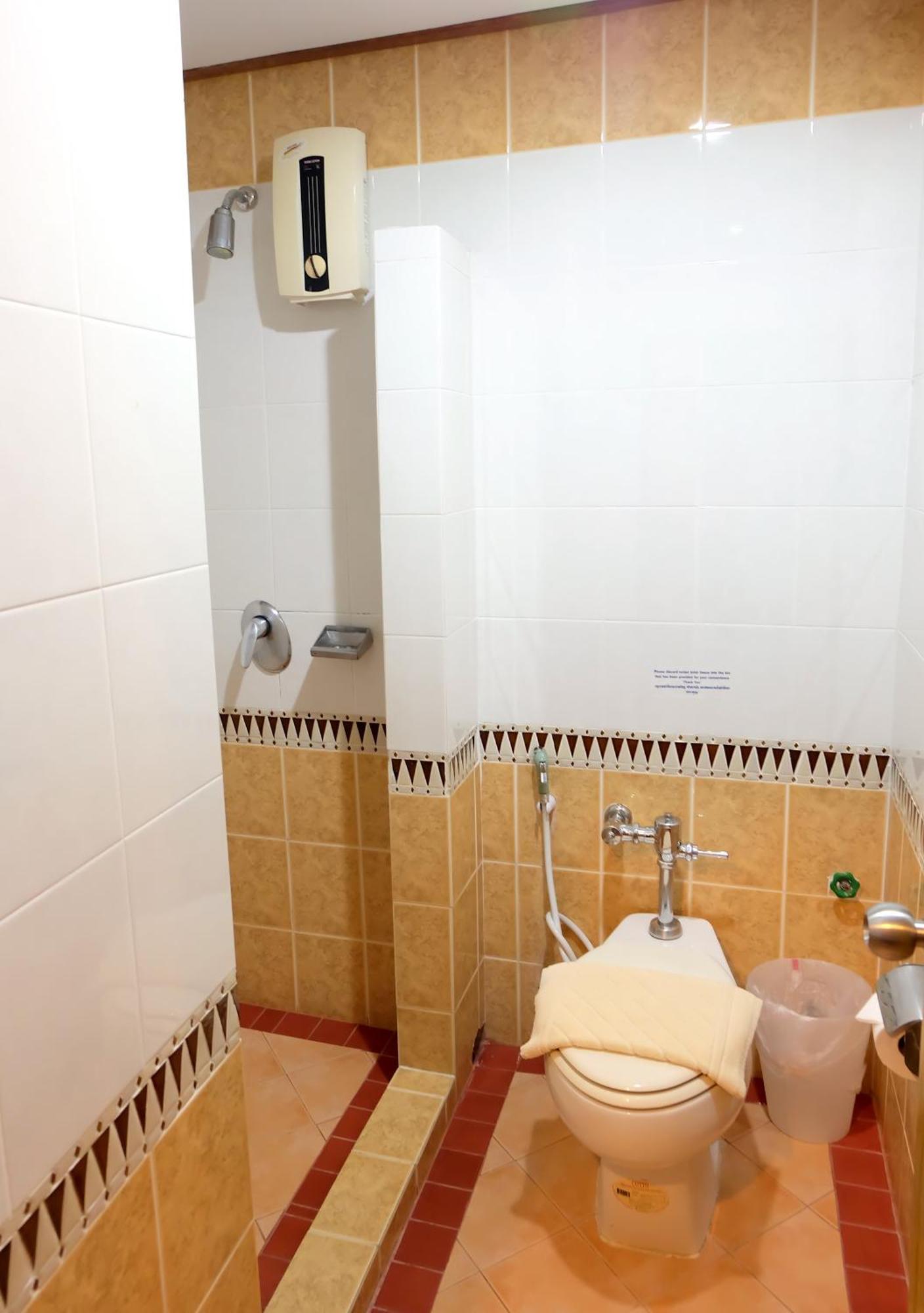 Vieng Thong Hotel Krabi town Extérieur photo