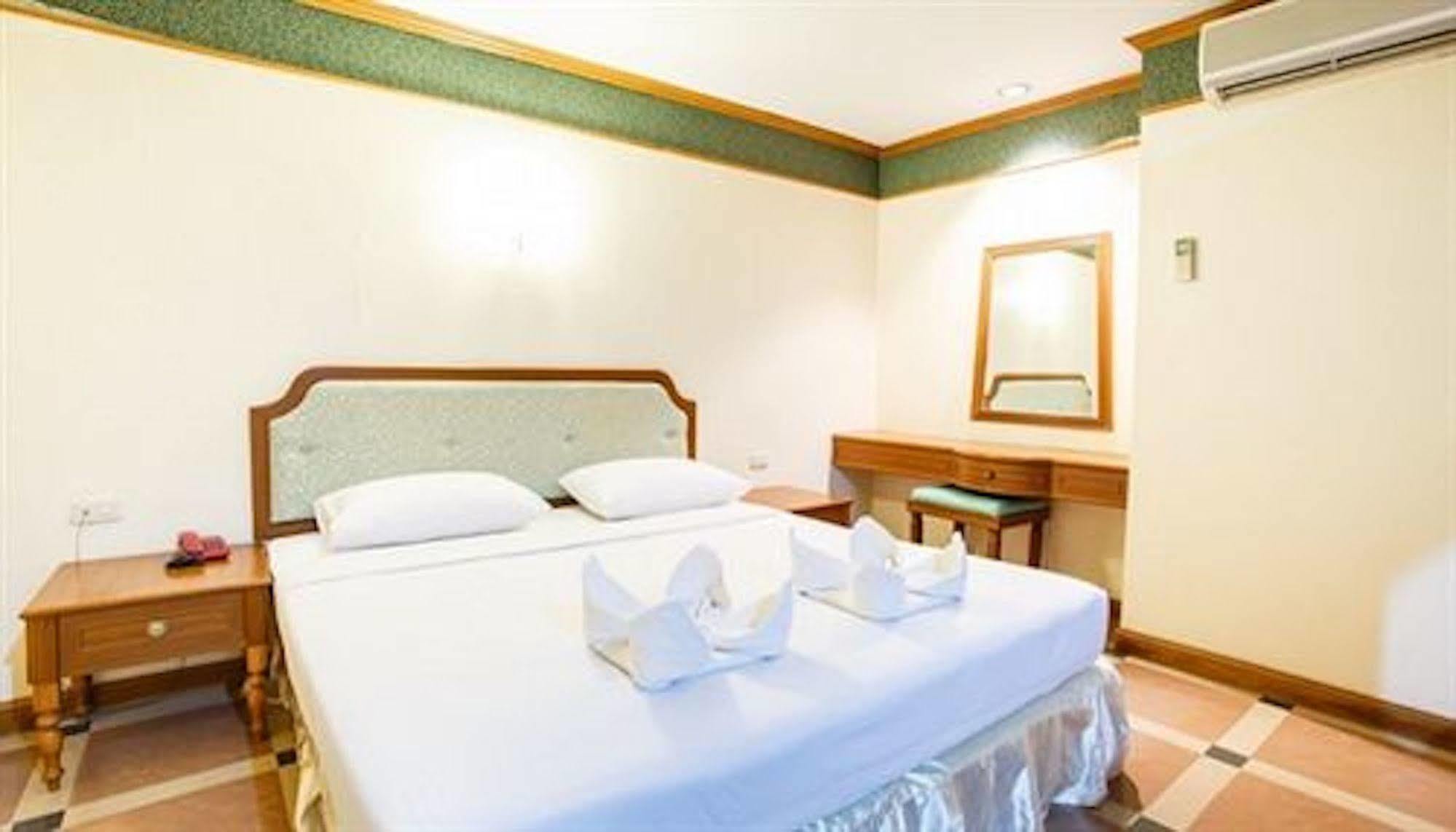 Vieng Thong Hotel Krabi town Extérieur photo